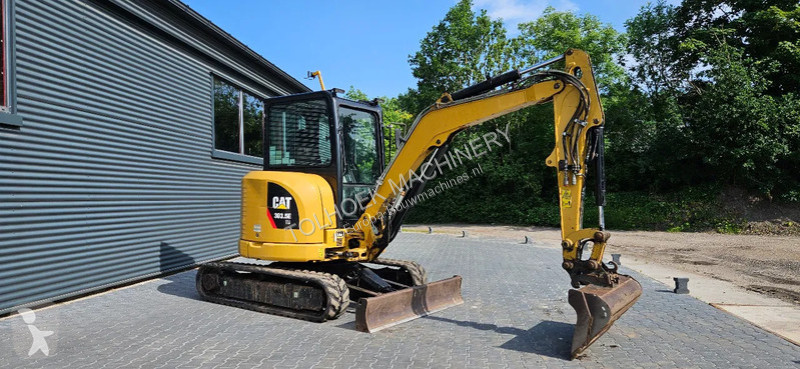 Escavatore Caterpillar E