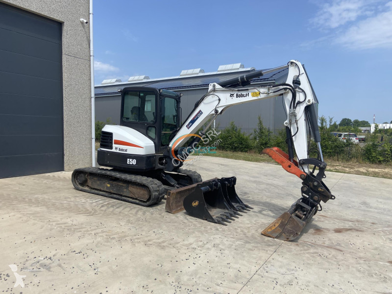 Escavadora Bobcat