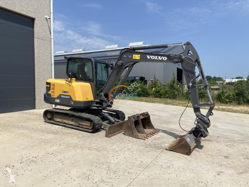 Lopatový nakládač Volvo EC60E