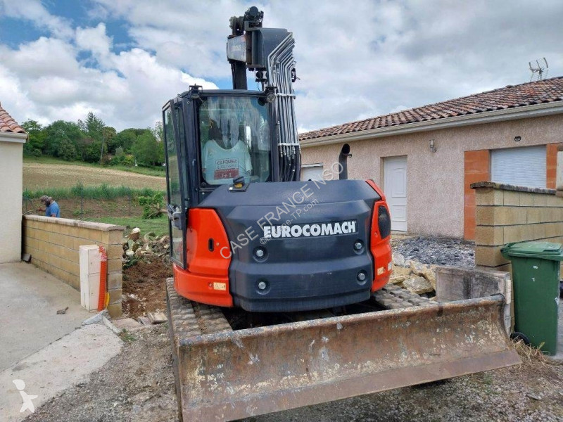 Escavadora Eurocomach UR