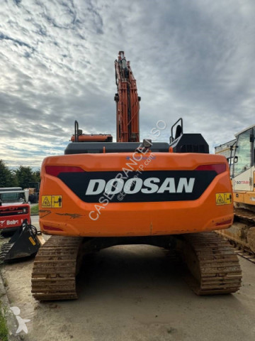 Pelle sur chenilles Doosan
