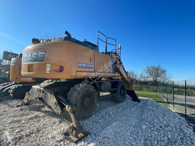 Excavadora Case WX218