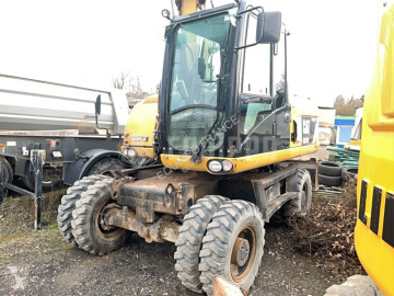 Pelle sur pneus Caterpillar