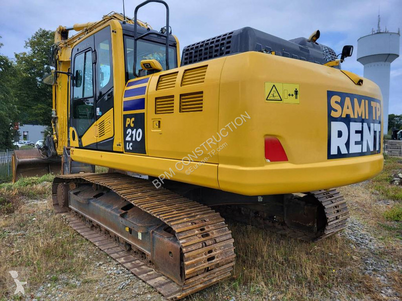 Escavatore Komatsu -11
