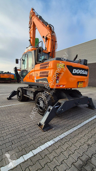 Excavator Doosan 170W-5