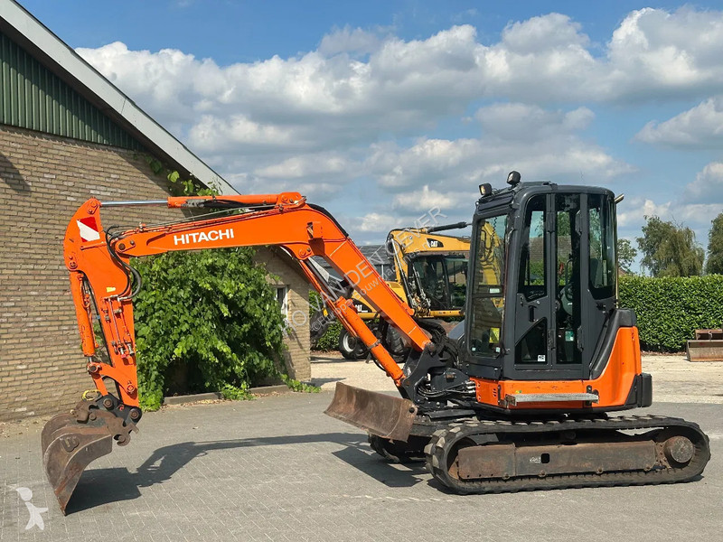 Escavadora Hitachi CLR