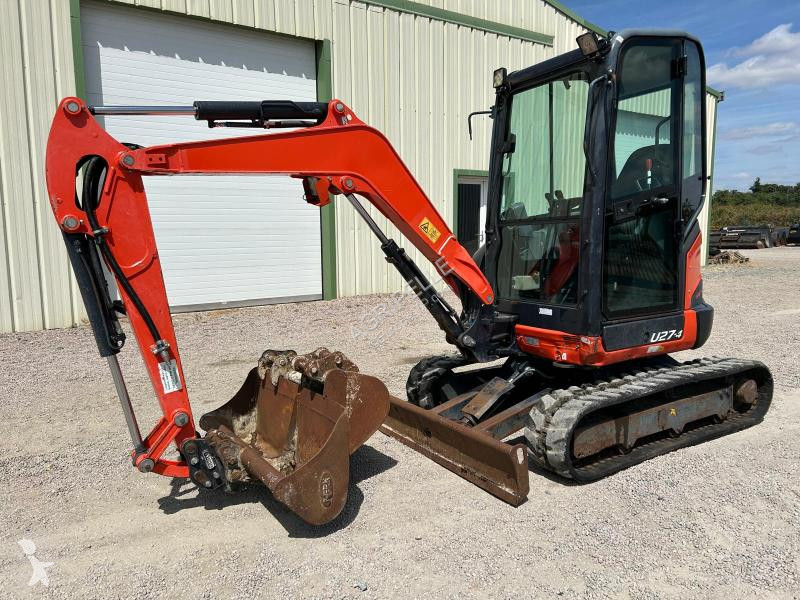 Escavadora Kubota U27-4