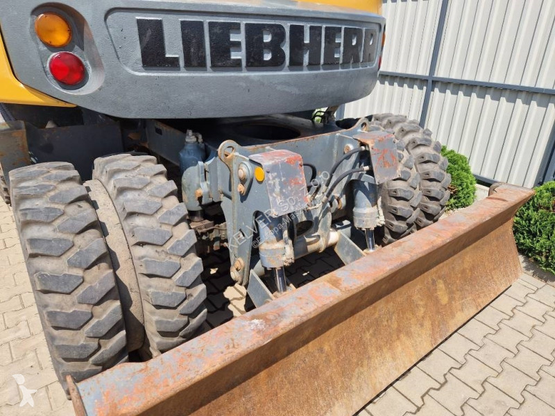 Excavadora Liebherr A311 * 2013r. * 10 599 mth...