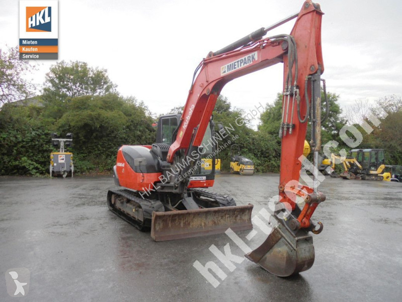 Escavadora Kubota KX 080-4
