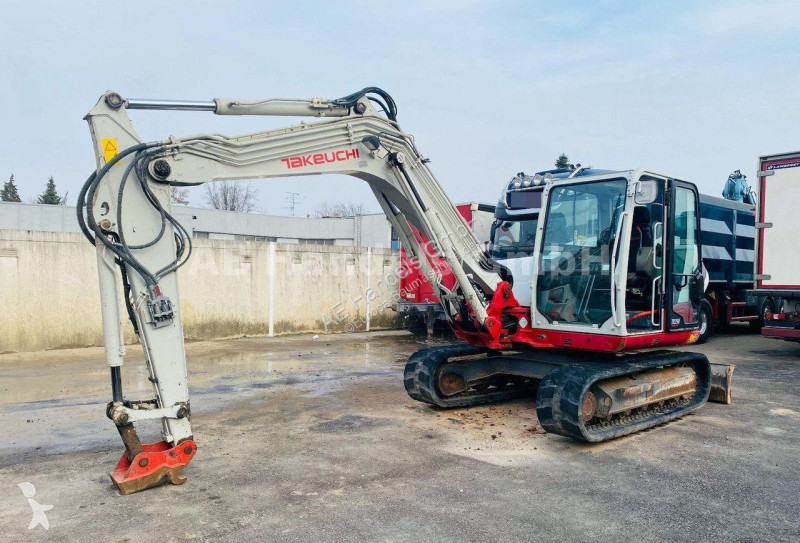 Skovl Takeuchi
