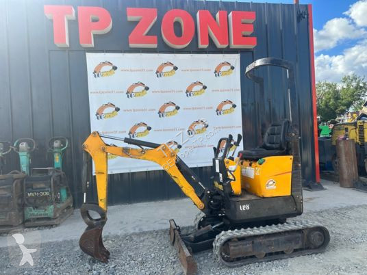 Lopatový nakládač Bobcat e08 à 10900 € ht