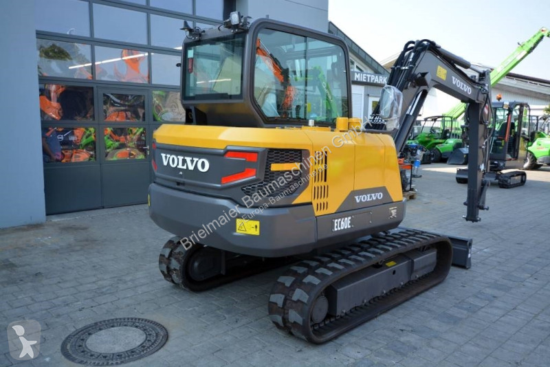 Escavadora Volvo EC 60 E
