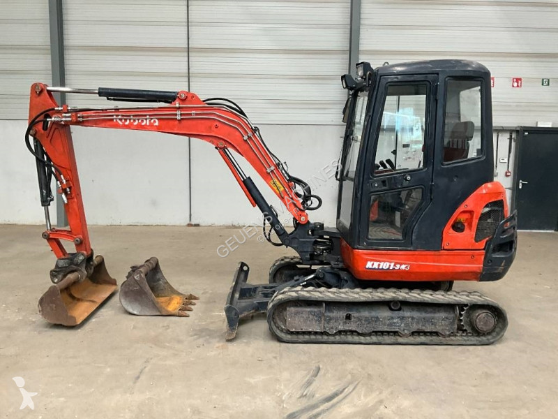 Escavadora Kubota 101-3 A 3