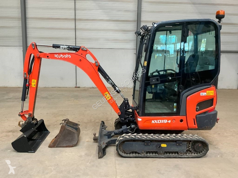 Escavatore Kubota 019-4