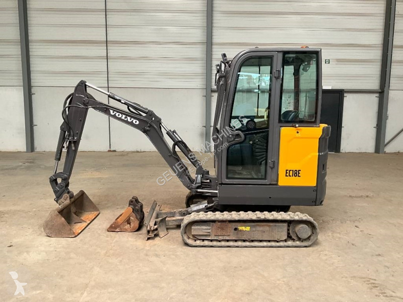 Escavadora Volvo EC 18 E