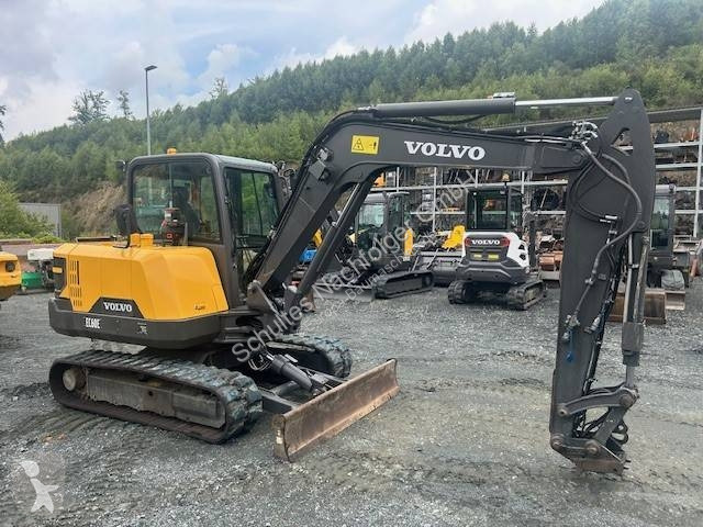 Escavadora Volvo EC 60 E