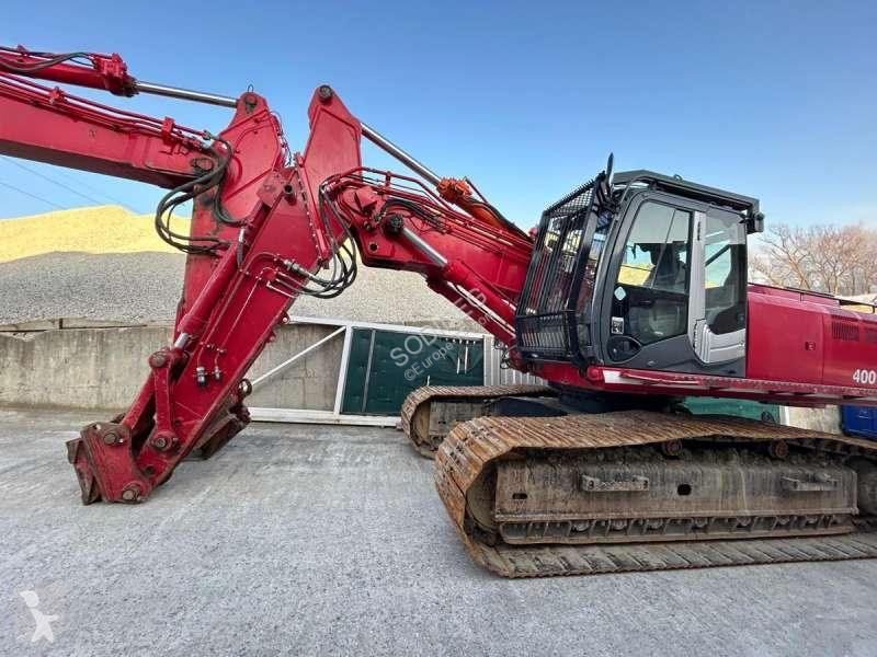 Escavadora Hitachi
