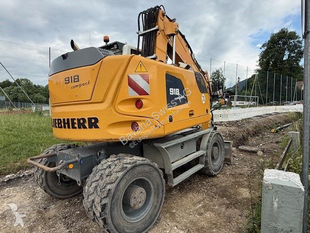Excavator Liebherr A918