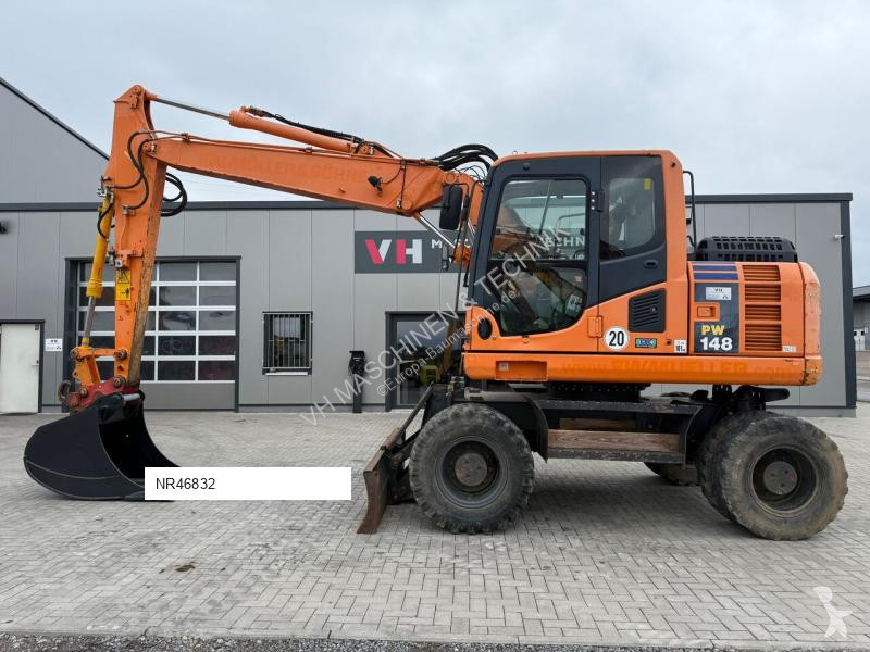 Excavator Komatsu PW148