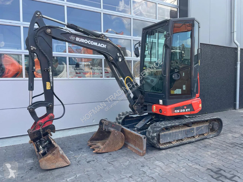 Escavadora Eurocomach ES25ZT