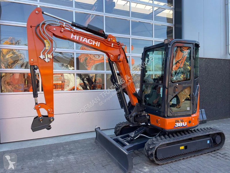 Escavadora Hitachi ZX38U-6 | A/C