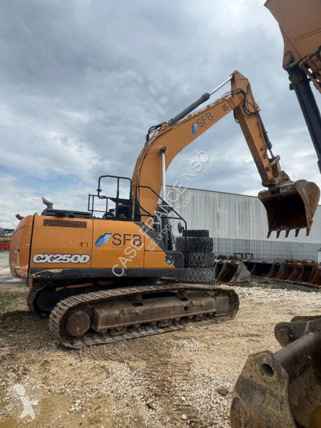 Escavadora Case 250 D