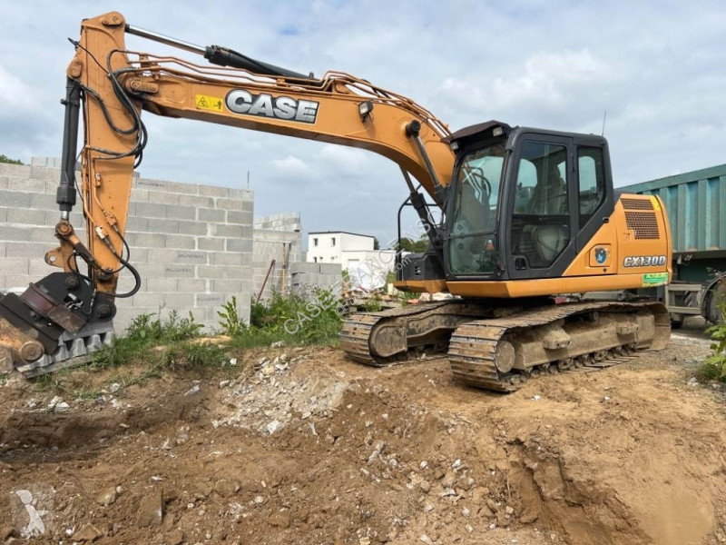Escavadora Case D LC