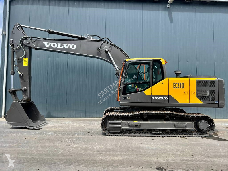 جرافة Volvo