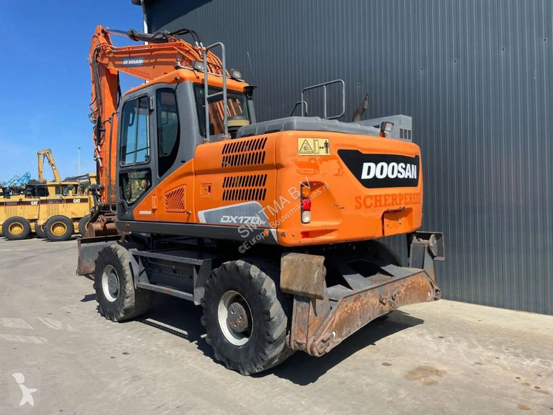 جرافة Doosan -5