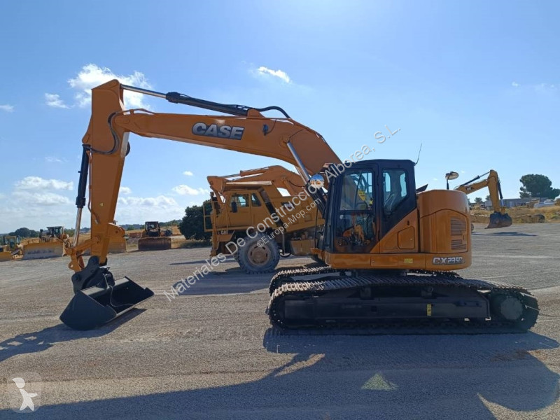 Excavadora Case