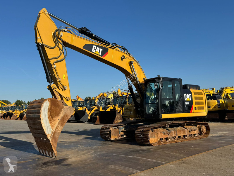 Graafmachine Caterpillar 326FL