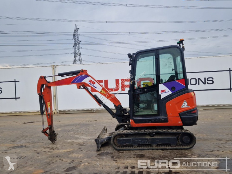 Escavadora Kubota KX027-4