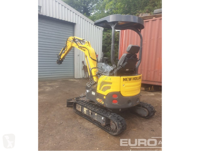 جرافة New Holland E17C