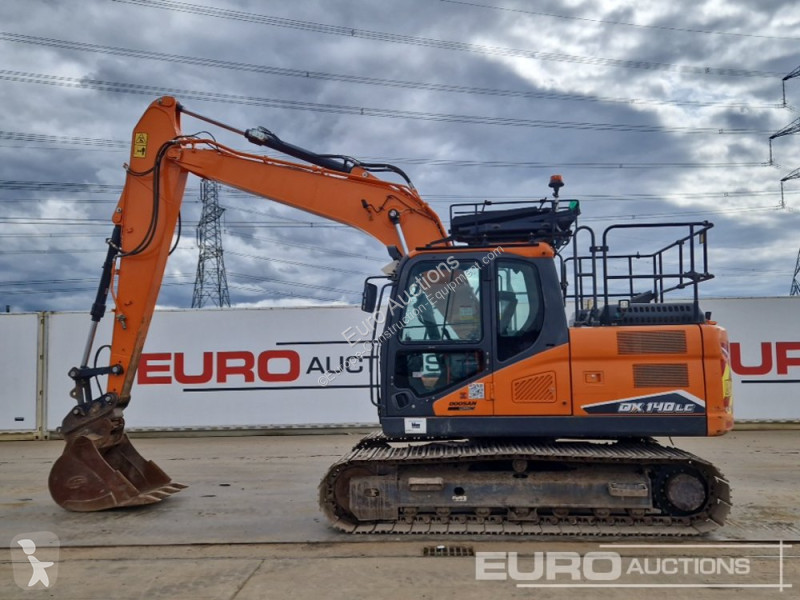 Escavadora Doosan -7