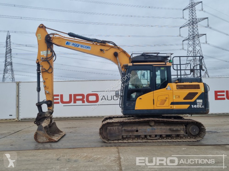 Escavadora Hyundai HX140LC
