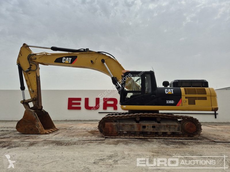 Escavatore Caterpillar 2