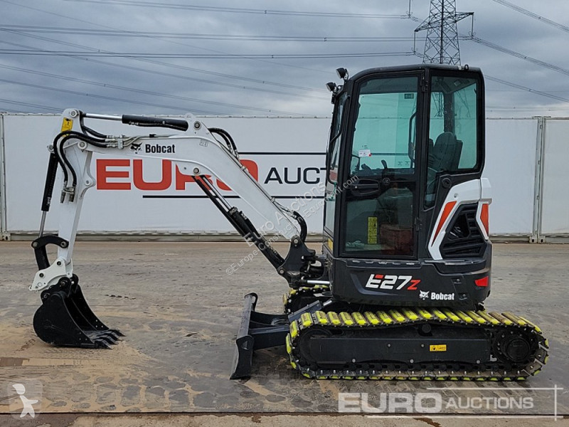 جرافة Bobcat E27Z
