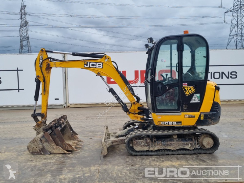 جرافة JCB 8026 CTS