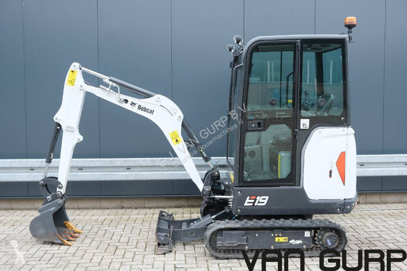Escavadora Bobcat E19 | 2023 | 392h |