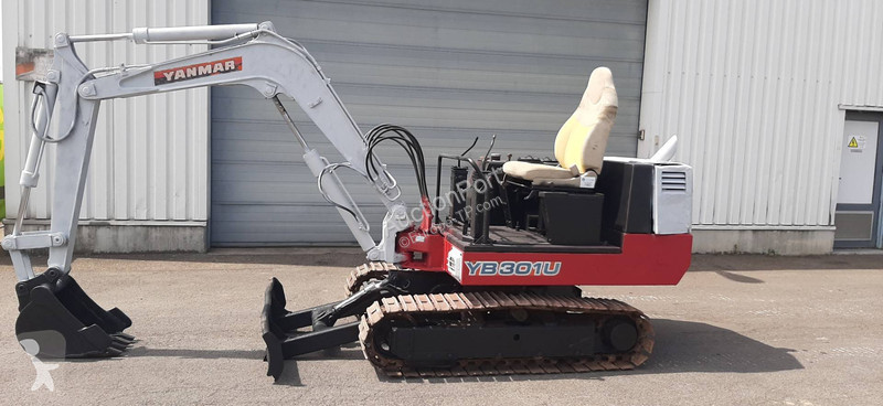 Escavatore Yanmar YB301U