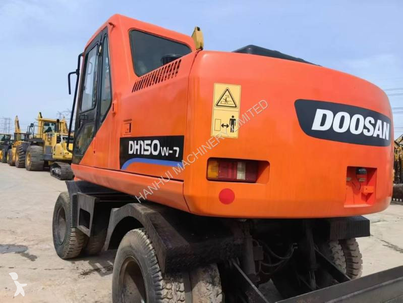جرافة Doosan DH150W-7