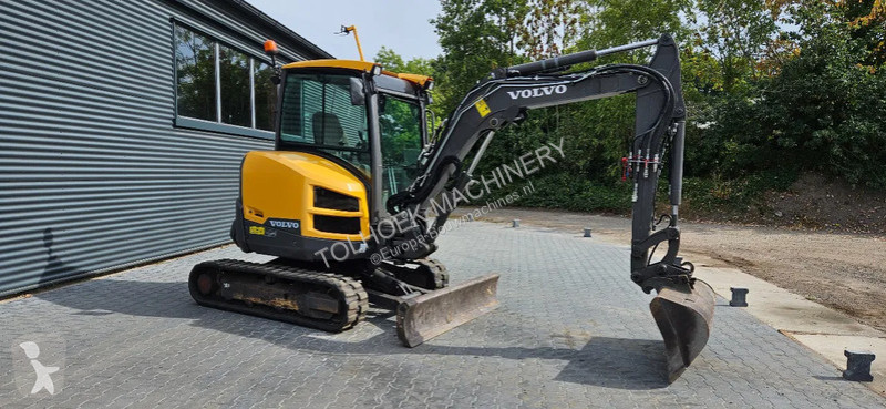 Graafmachine Volvo ECR35 d