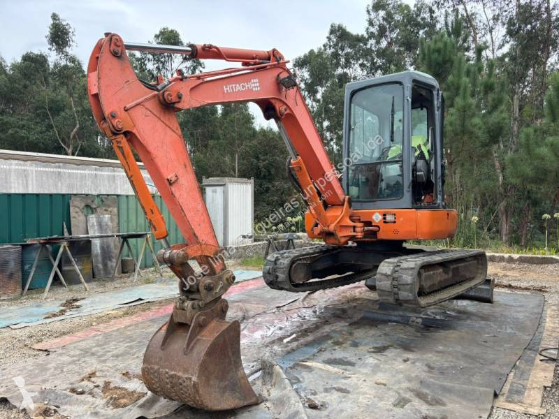 Escavadora Hitachi