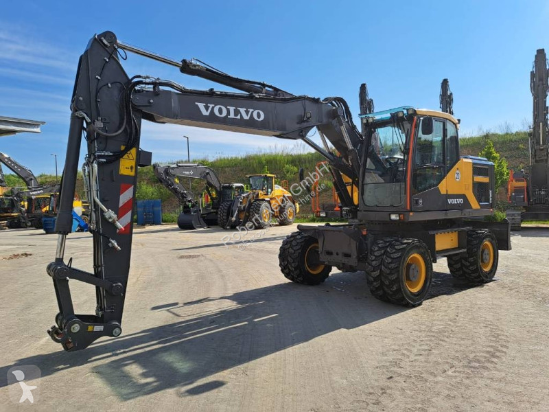 Escavatore Volvo E