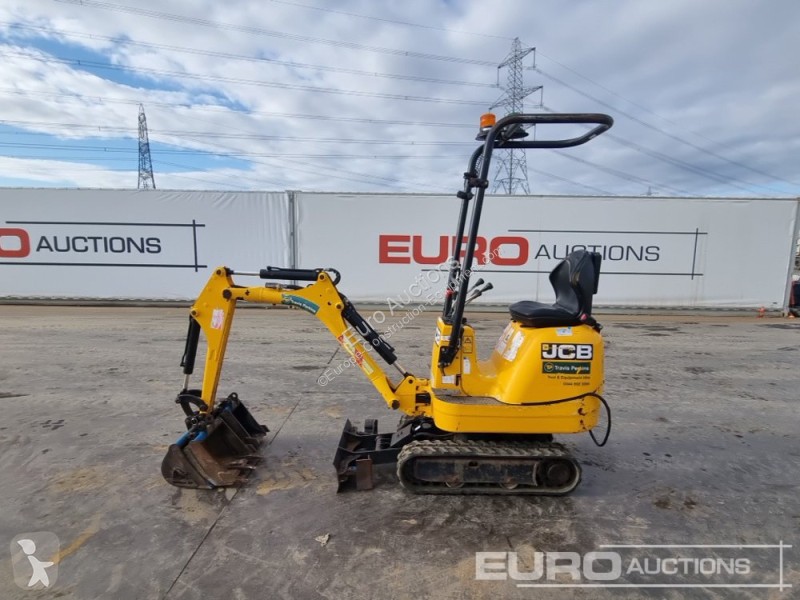 Lopatový nakládač JCB