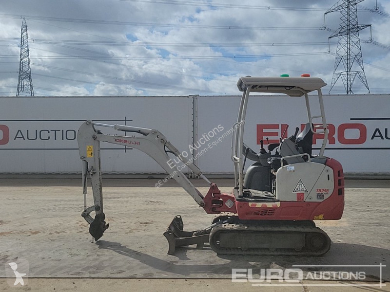 Graafmachine Takeuchi TB216