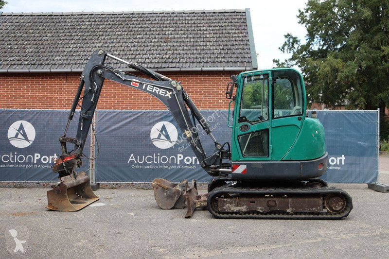 Excavator Terex