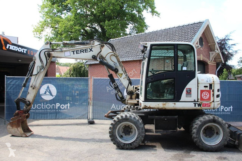 Excavator Terex
