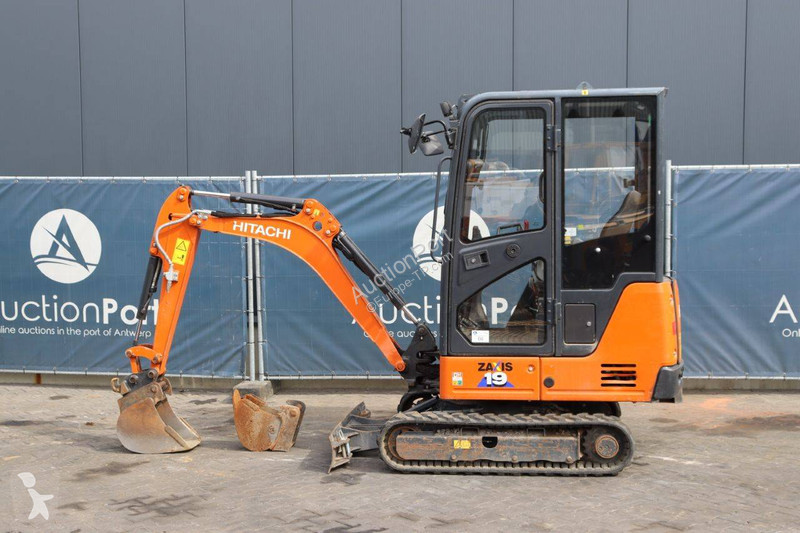 Escavatore Hitachi ZAXIS19-CR