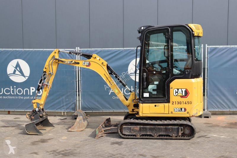 Escavatore Caterpillar